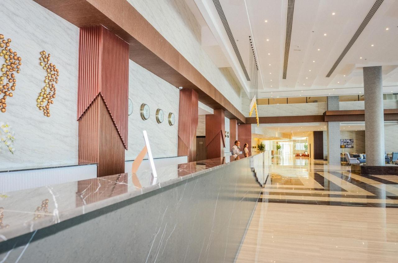 Vogo Grand Hotel Formerly Best Western Plus Hotel Dubai Academic City Exterior foto